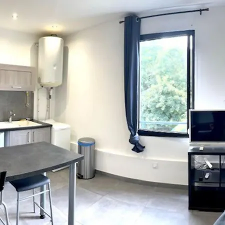 Le Parc Giron 3 Apartment